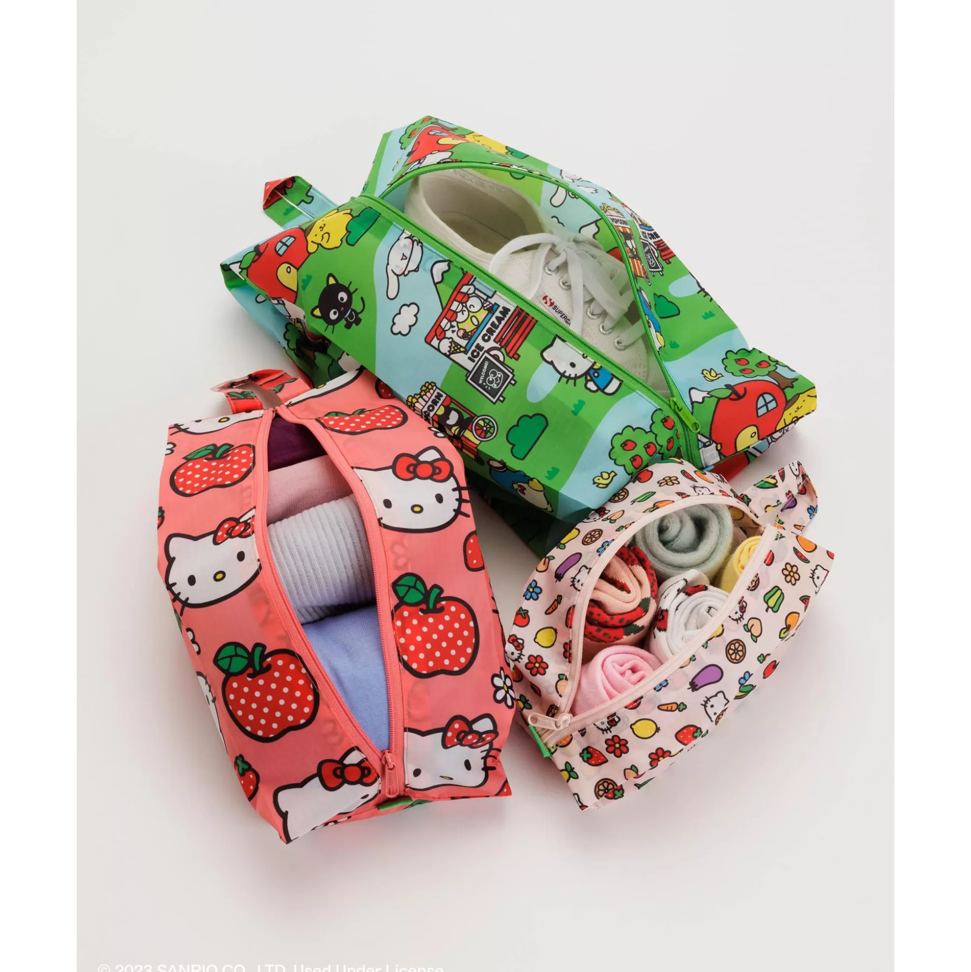 Hello Kitty And Friends X Baggu 3D Zipper Pouch Set (Apples + Icons + Friends)^Baggu Corporation Store